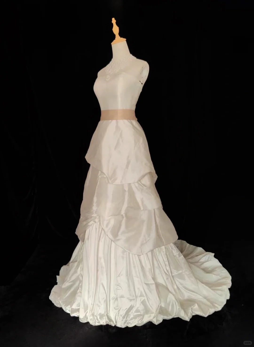 Elegant A Line Strapless Pleated Wedding Dress   D2524
