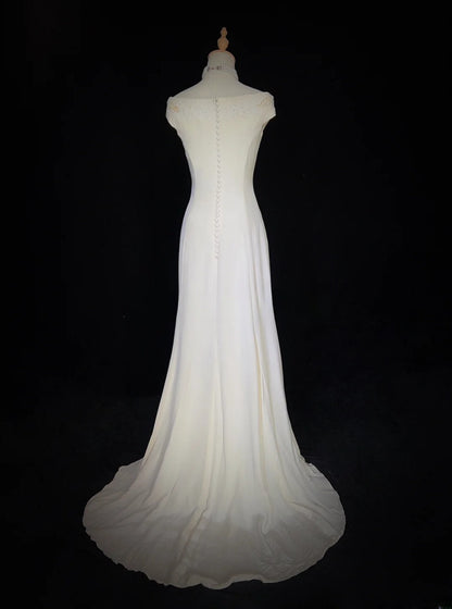 Elegant Prom Dress A Line Beading Prom Gown Evening Dress Gala Dress      D2566
