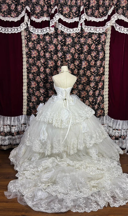 Stunning Ball Gown Sweetheart Beading Ruffle Birthday Dresses Evening Dress Quinceanera Dress Prom Dress     D3011