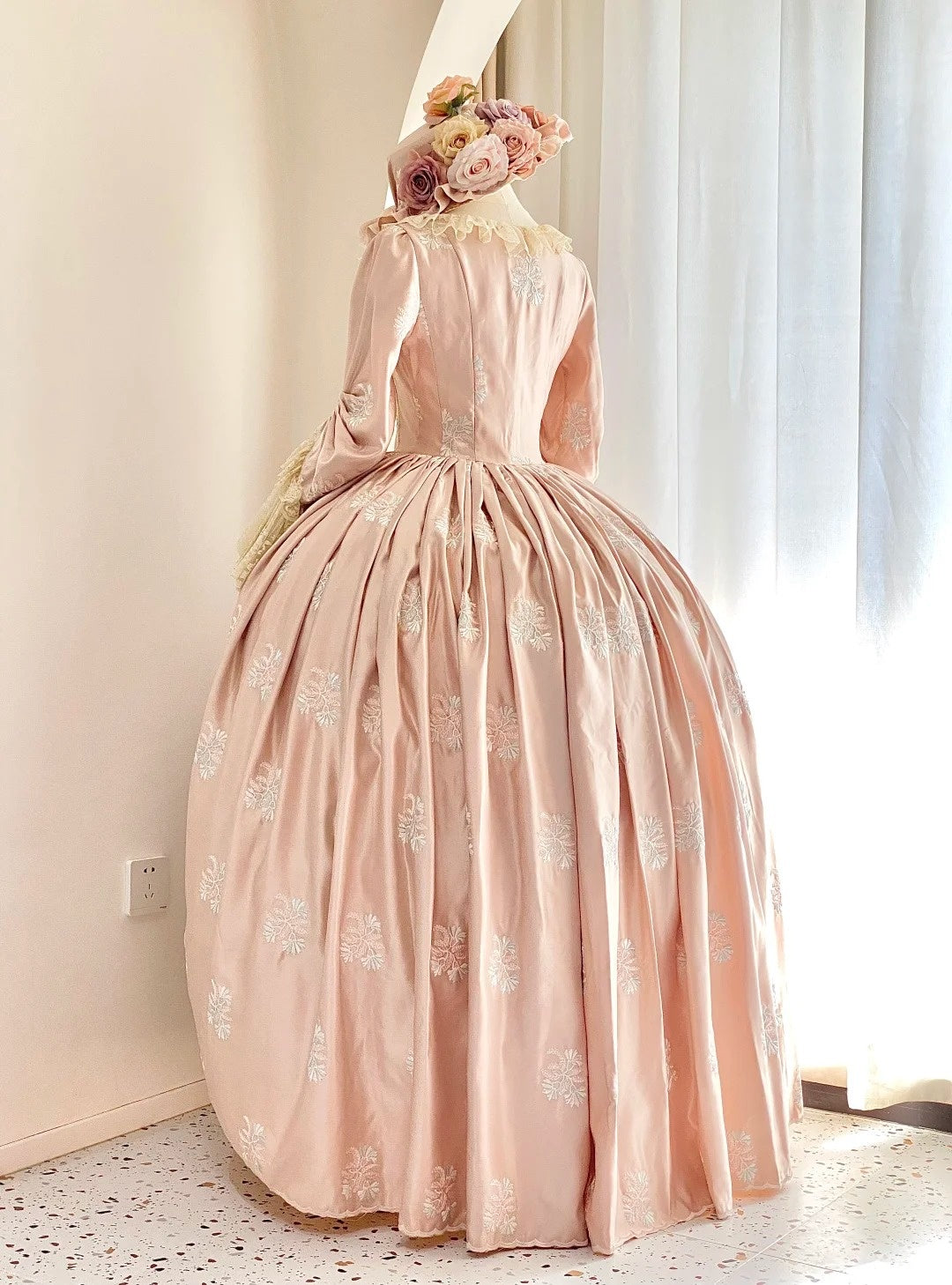Sweet Prom Dress Square Neck Pleated Ball Gown Evening Dress Birthday Party Dress Quinceanera Dress   D3023