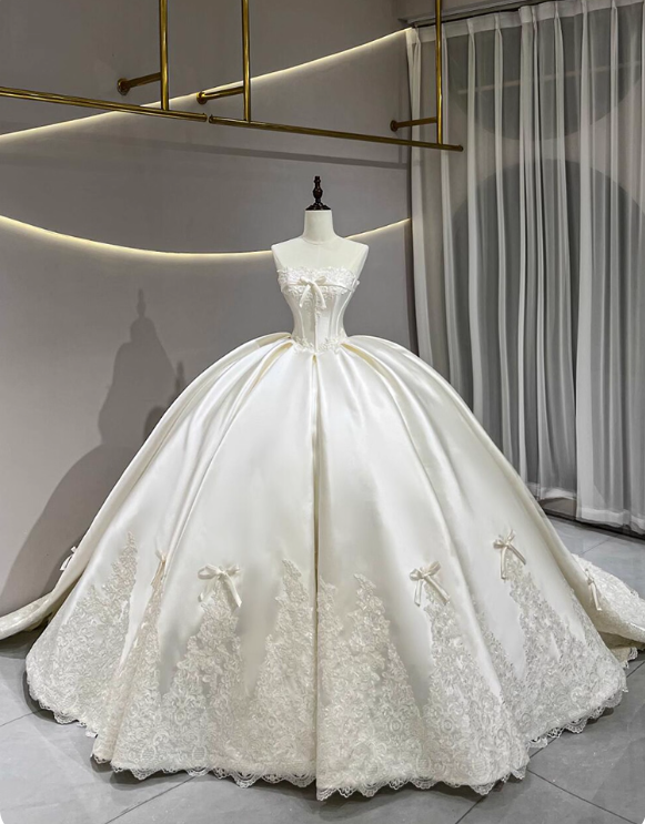 Romantic Wedding Dress Strapless Pleated Wedding Dress  D3188