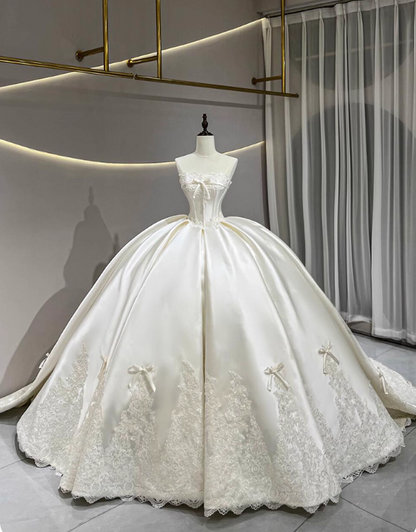 Romantic Wedding Dress Strapless Pleated Wedding Dress  D3188