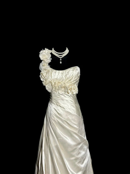 Pretty Wedding Dress A Line One Shoulder Pleated Wedding Dress  D3212