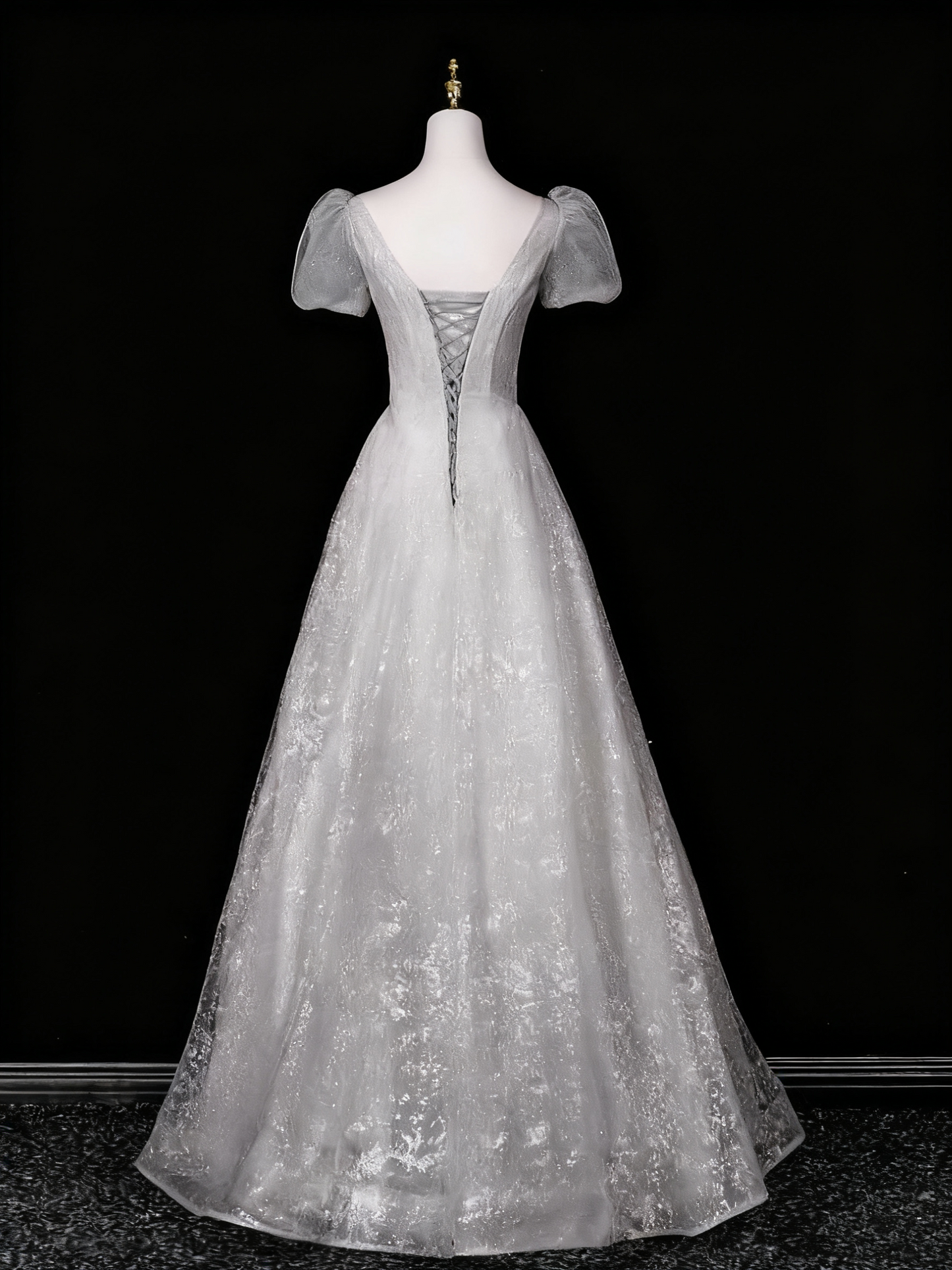 Shiny Prom Dress A Line V-neck Tulle Evening Dress Quinceanera Dress       D3371
