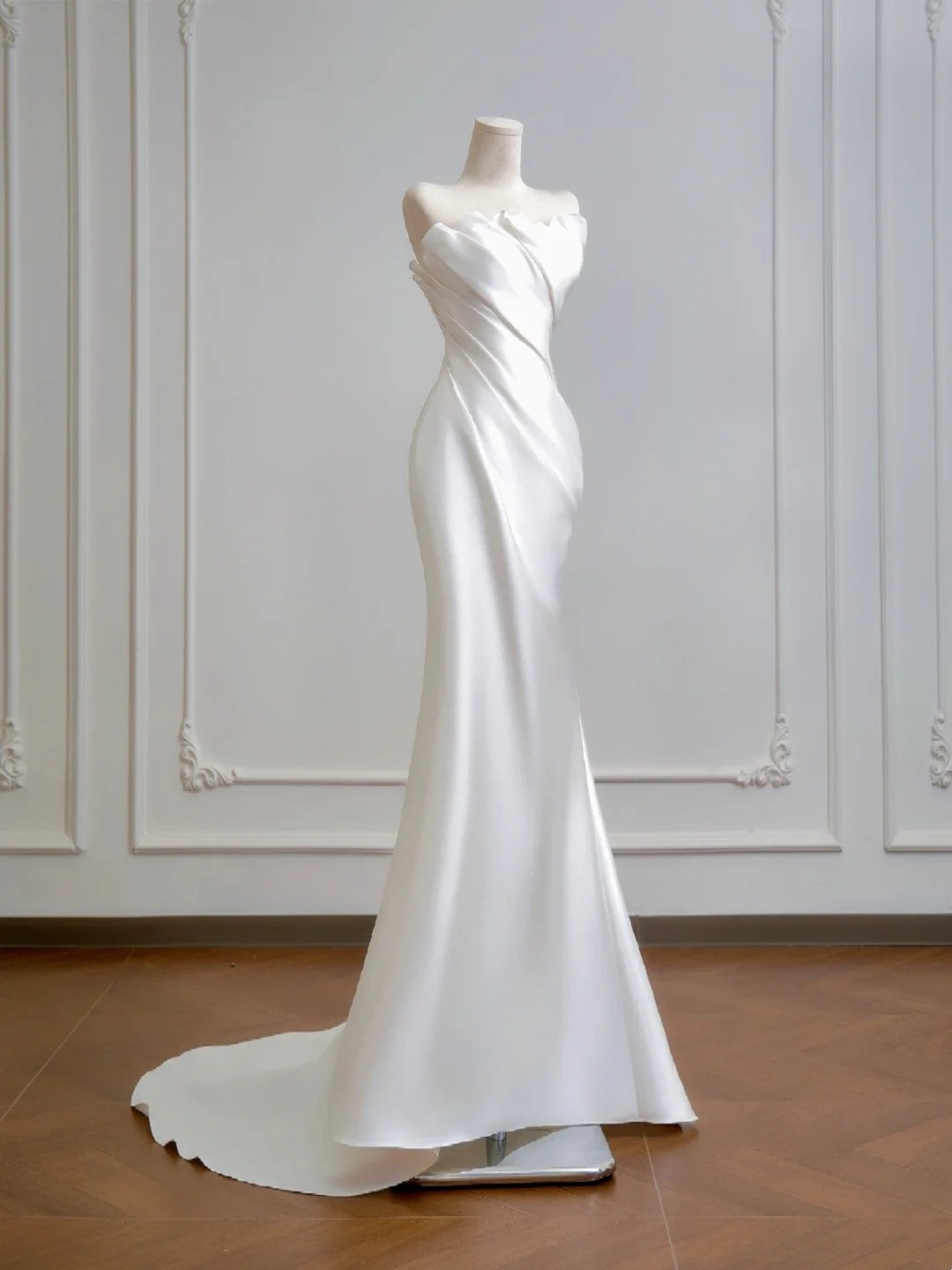 Pretty Wedding Dress Strapless Pleated Mermaid Wedding Dress D3390