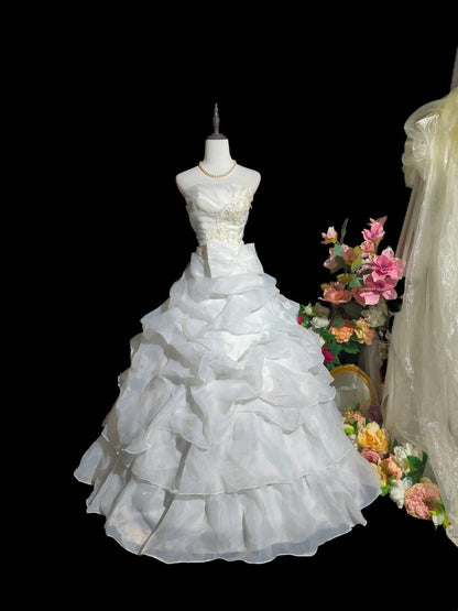 Retro Wedding Dress Strapless Pleated Ruffle Wedding Dress  D3421