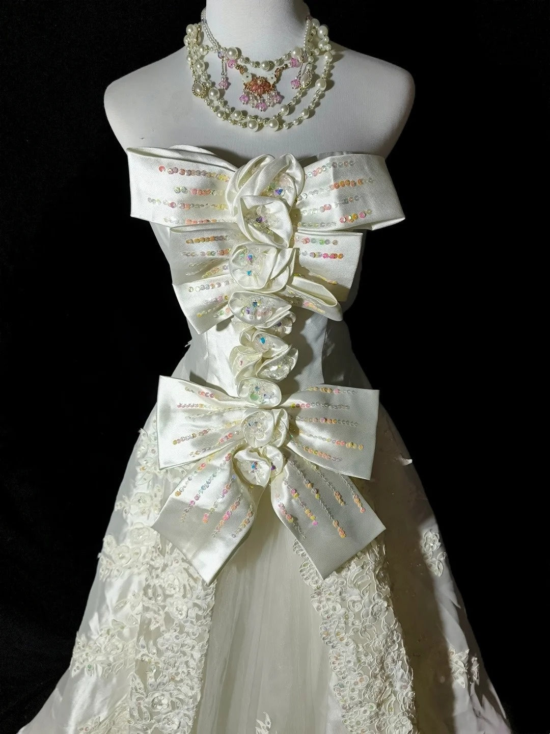 Retro Wedding Dress A Line Strapless Lace Wedding Dress  D3432