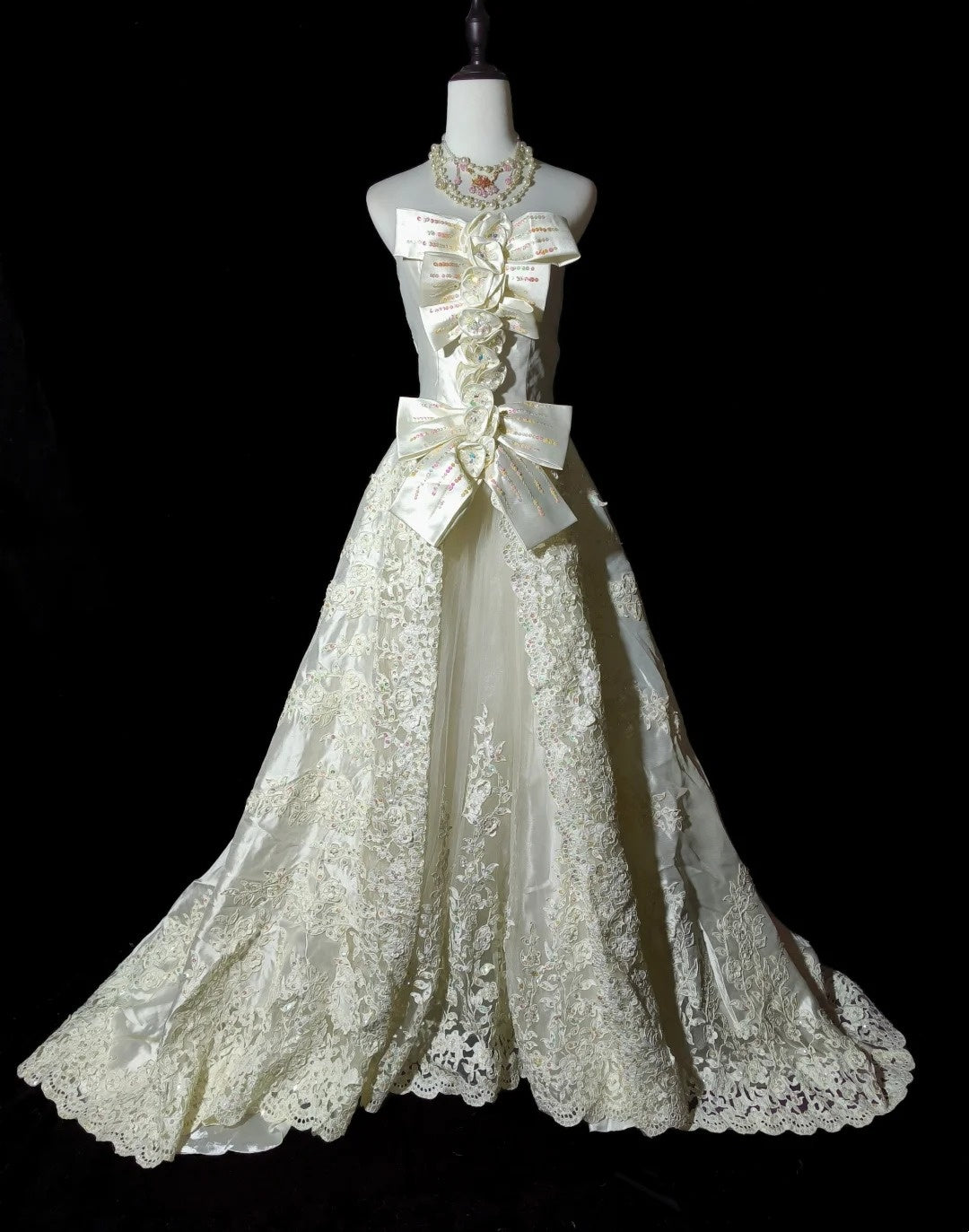 Retro Wedding Dress A Line Strapless Lace Wedding Dress  D3432