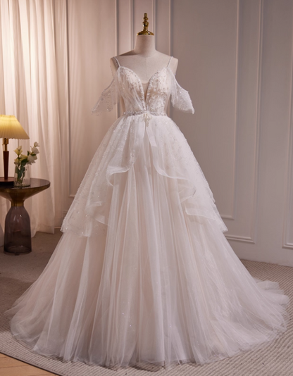 Romantic Wedding Dress Spaghetti Straps Tulle Wedding Dress     D3474