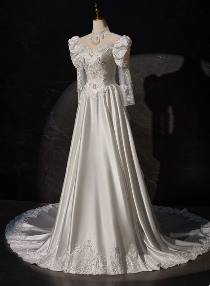 Retro Wedding Dress A Line High Collar Pleated Wedding Dress    D3480