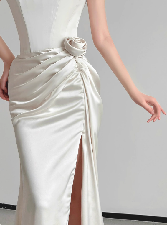 Popular Wedding Dress Strapless Pleated Slit Wedding Dress  D3511