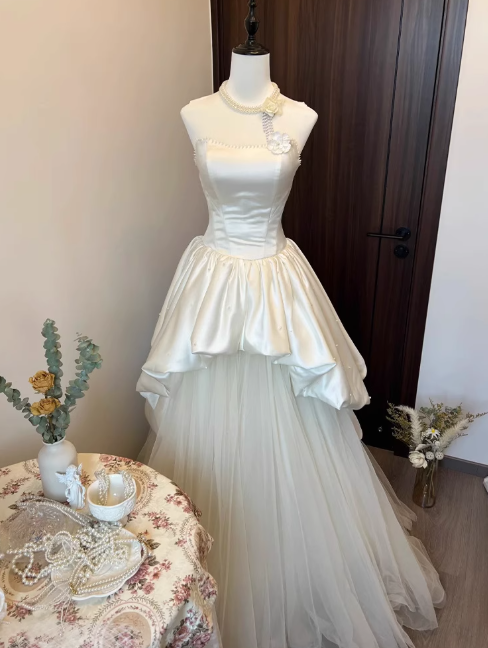 Charming Wedding Dress Strapless Pleated Tulle Wedding Dress D3520