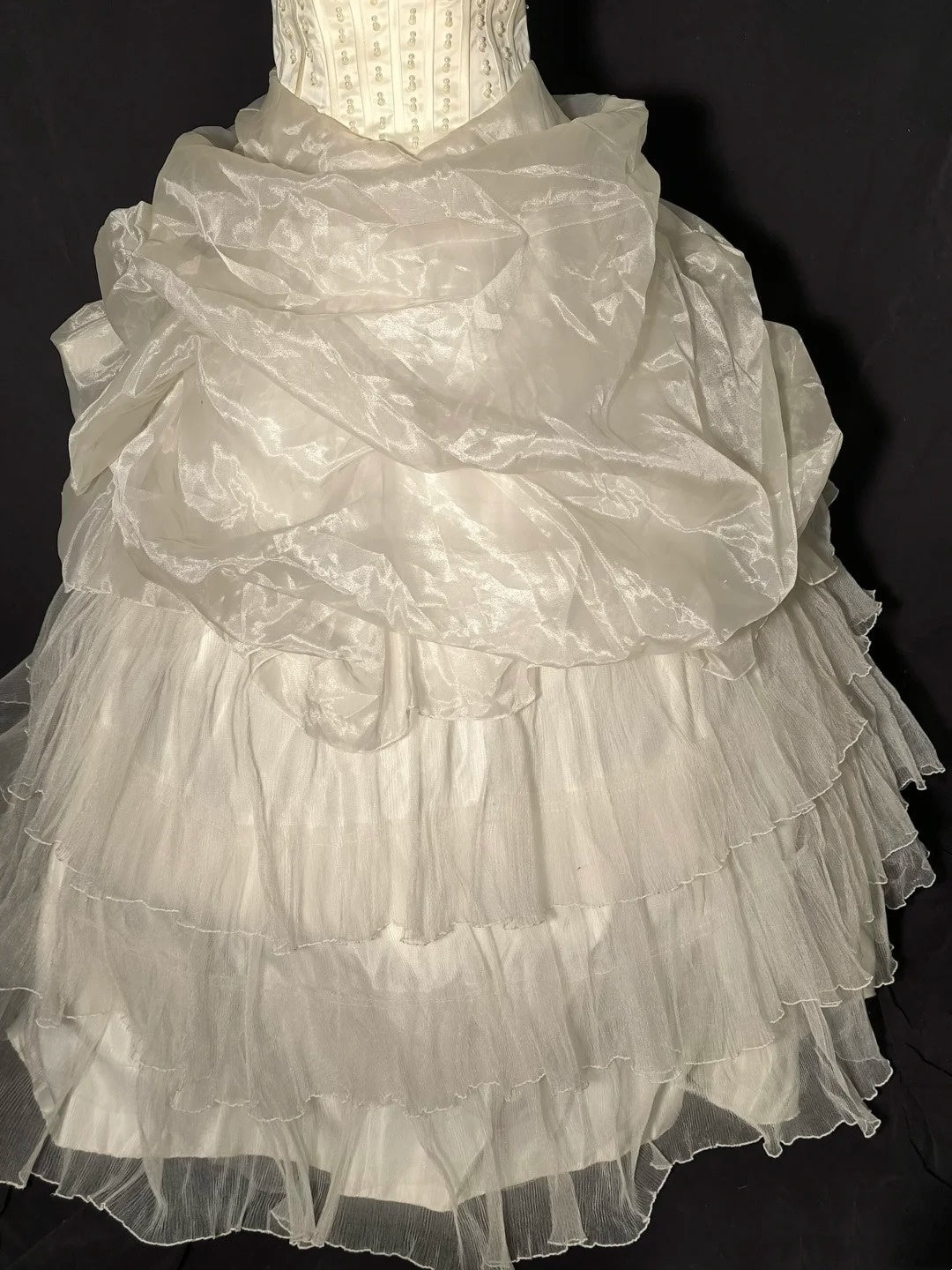 Retro Wedding Dress Strapless Ruffle Tulle Pleated Wedding Dress D3521
