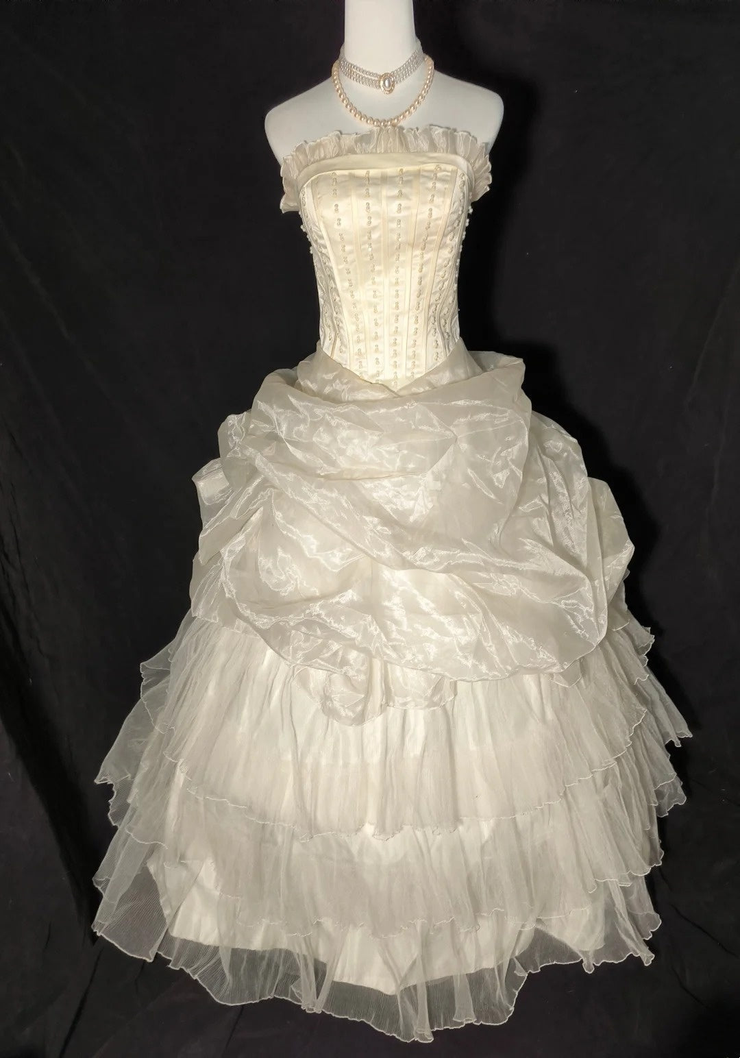 Retro Wedding Dress Strapless Ruffle Tulle Pleated Wedding Dress D3521