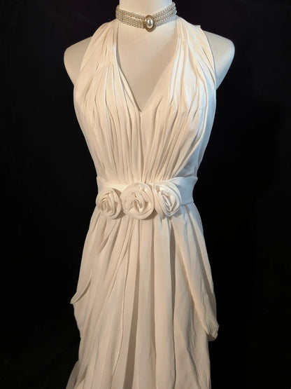 Elegant Wedding Dress A  Line V-neck Pleated Wedding Dress   D3522