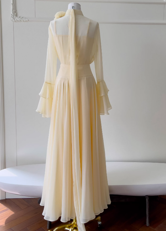 Elegant Prom Dress High Collar Pleated Evening Dress Gala Dress     D3571