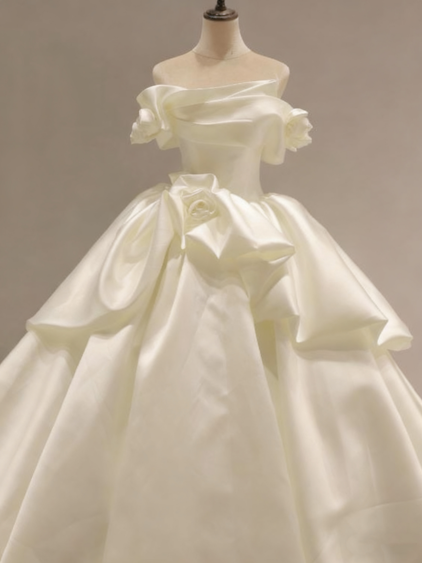New Arrival Wedding Dress Off Shoulder Pleated Rose Wedding Dress    D3579