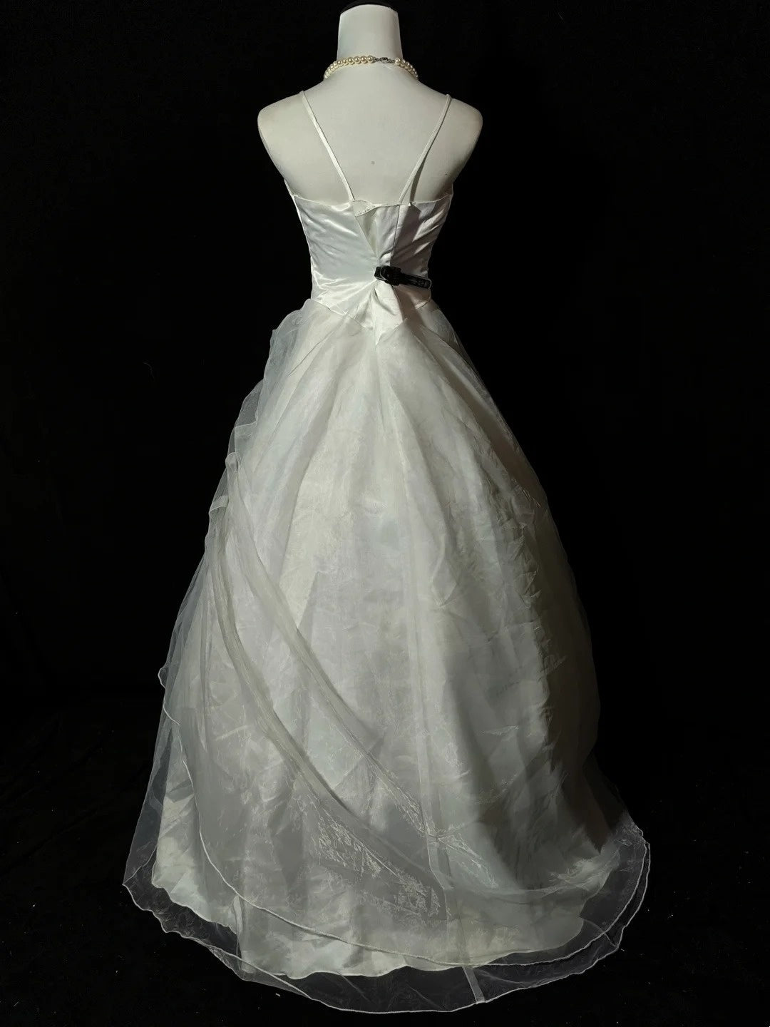 Retro Wedding Dress Spaghetti Straps Tulle Flower Wedding Dress    D3580