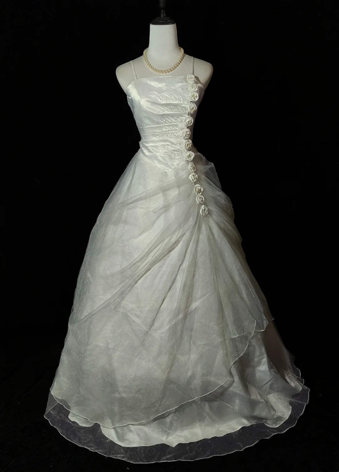 Retro Wedding Dress Spaghetti Straps Tulle Flower Wedding Dress    D3580