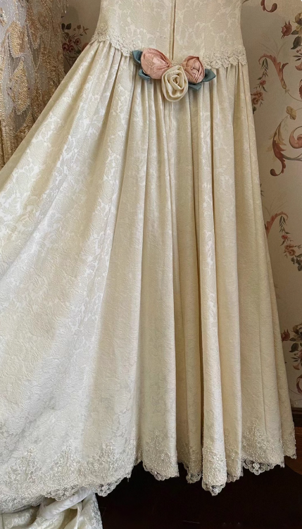 Newest Wedding Dress V-neck Pleated Wedding Dress   D3594