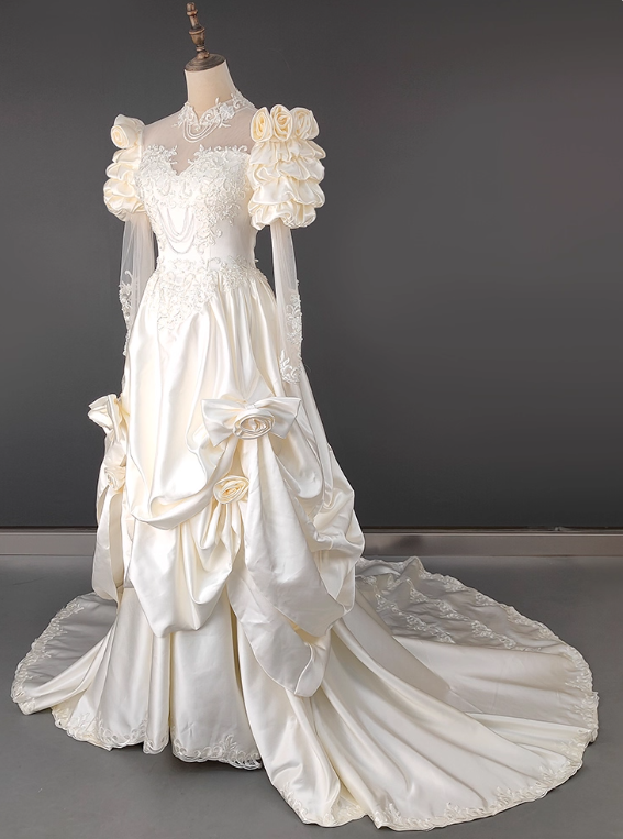 Retro Wedding Dress High Collar Pleated Flower Wedding Dress  D3595