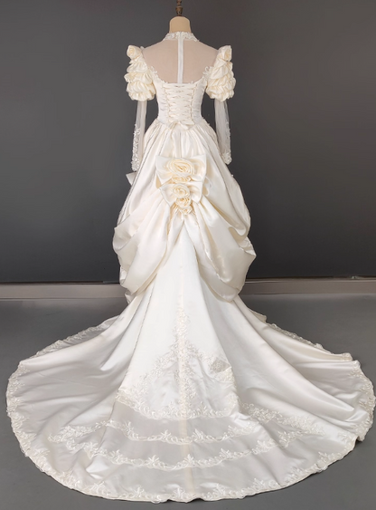 Retro Wedding Dress High Collar Pleated Flower Wedding Dress  D3595