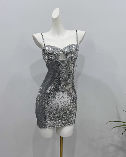 Shiny Homecoming Dress Spaghetti Straps Sequins Short Prom Dress Birthday Party Dress Cocktail Dress       D3615
