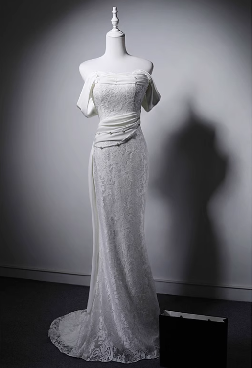 Popular Wedding Dress Off Shoulder Pleated Lace Wedding Dress  D3639