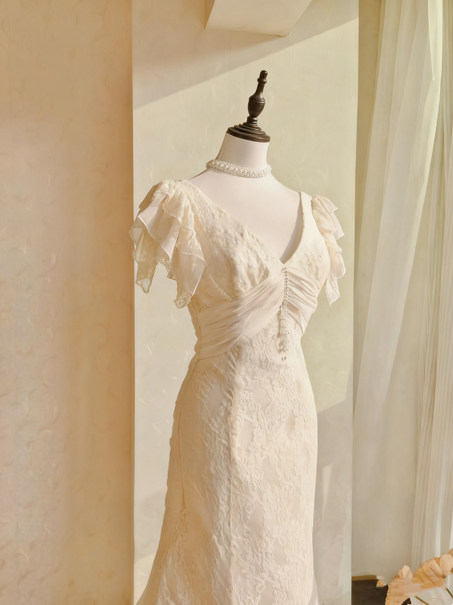 Retro Wedding Dress V-neck Lace Wedding Dress D3668