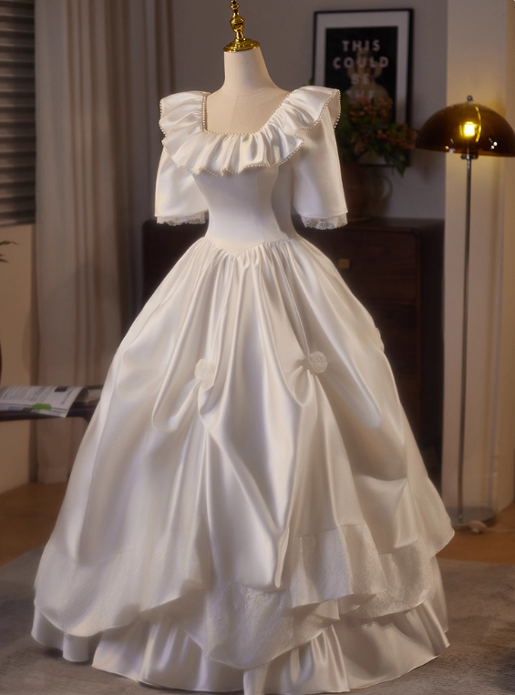 Retro Wedding Dress Square Neck Pleated Wedding Dress  D3687