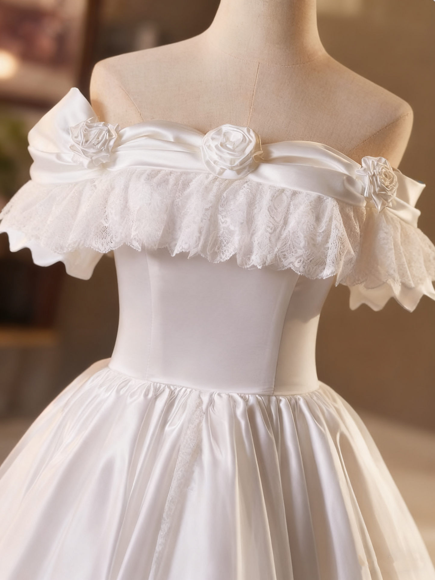 Vintage Wedding Dress Off Shoulder Pleated Lace Wedding Dress  D3691