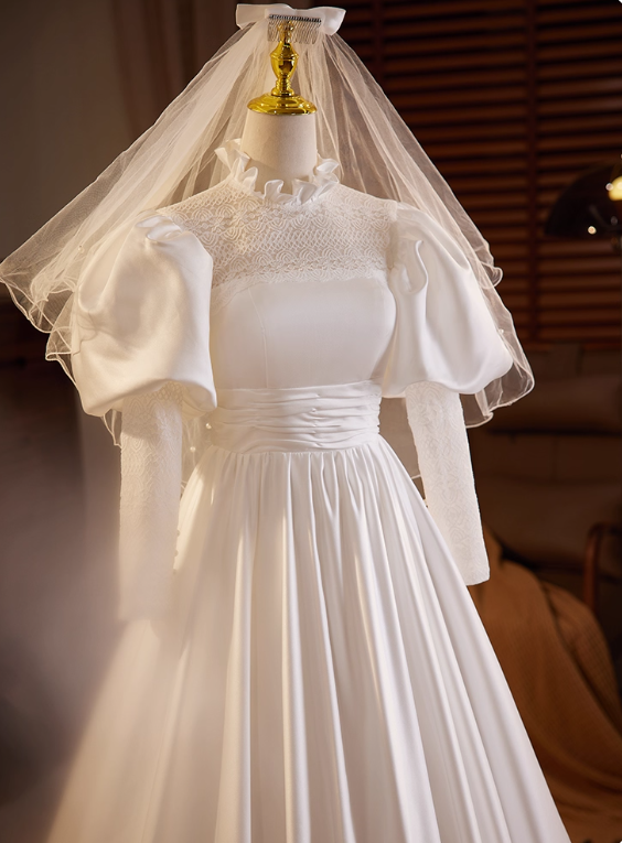 Retro Wedding Dress Long Sleeve Pleated Wedding Dress  D3704