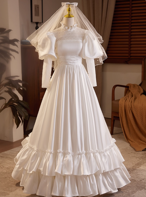 Retro Wedding Dress Long Sleeve Pleated Wedding Dress  D3704
