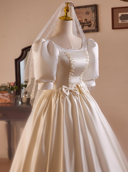 Retro Wedding Dress Crew Neck Pleated Wedding Dress  D3729