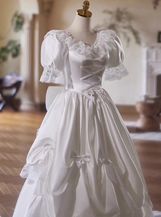 Retro Wedding Dress V-neck Pleated Lace Bowknot Wedding Dress  D3738