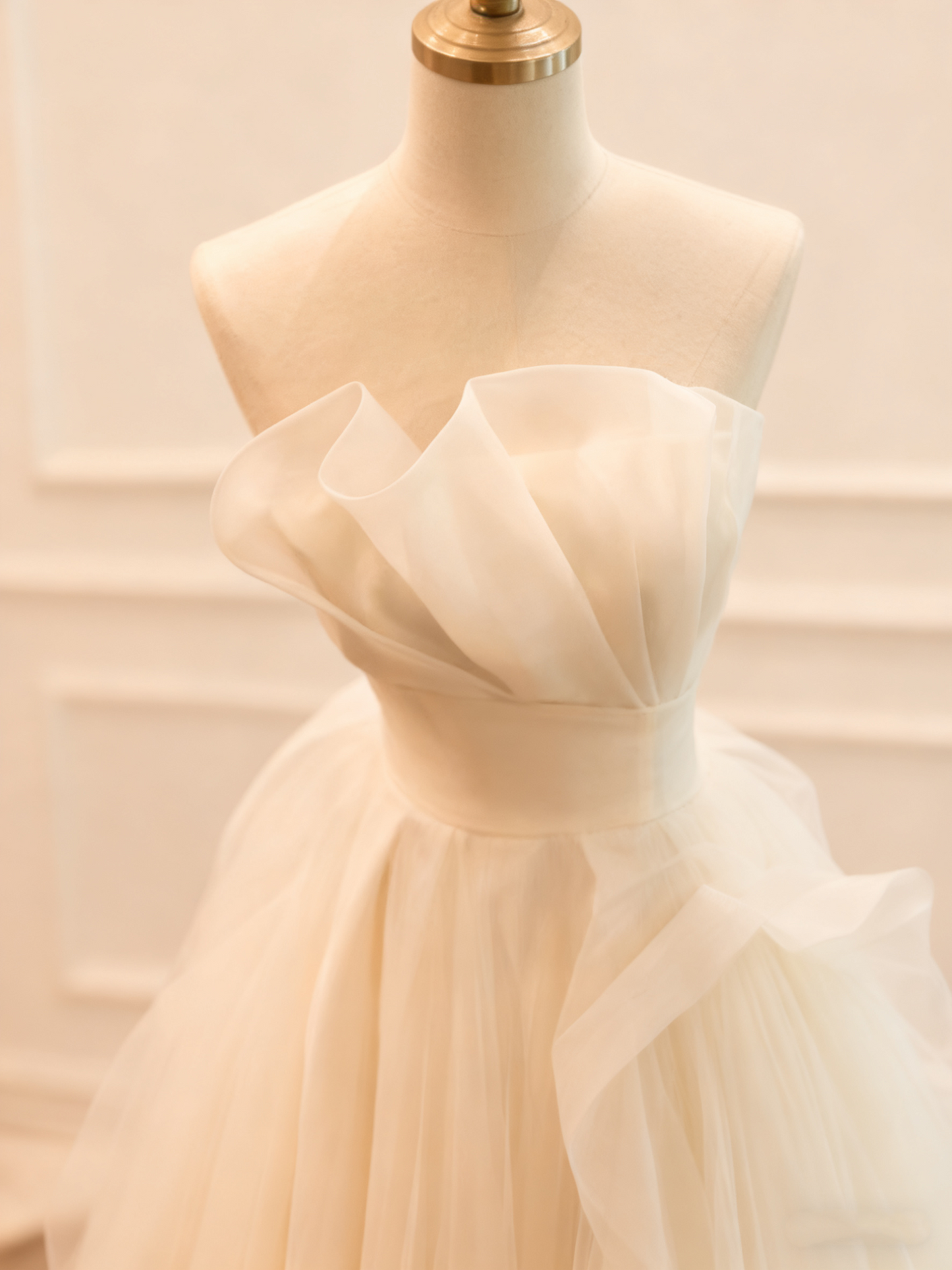 New Arrival Wedding Dress Strapless Pleated Wedding Dress D3780