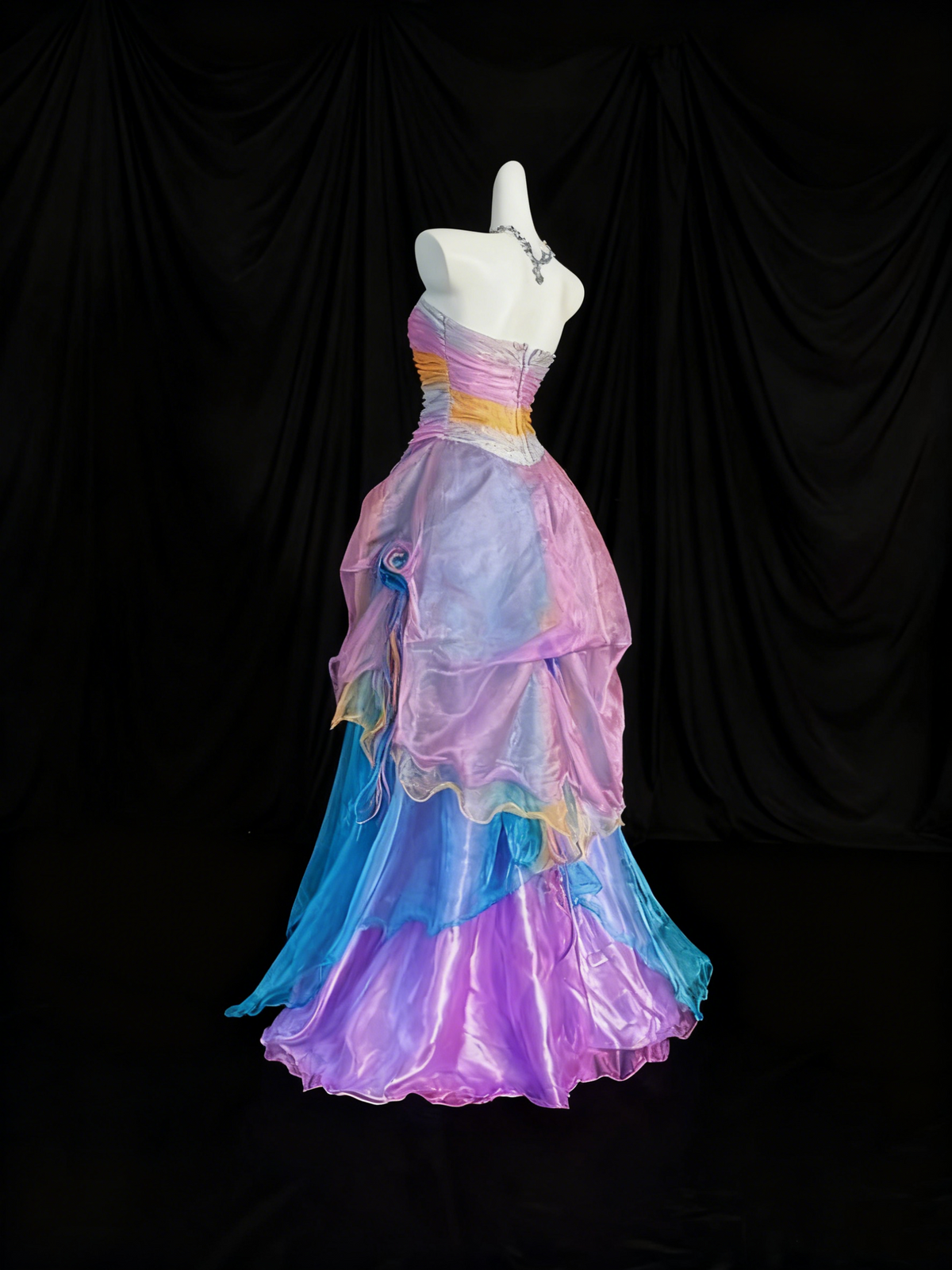 Colorful Prom Dress Strapless Pleated Evening Dress Quinceanera Dress Birthday Outfits   D3801