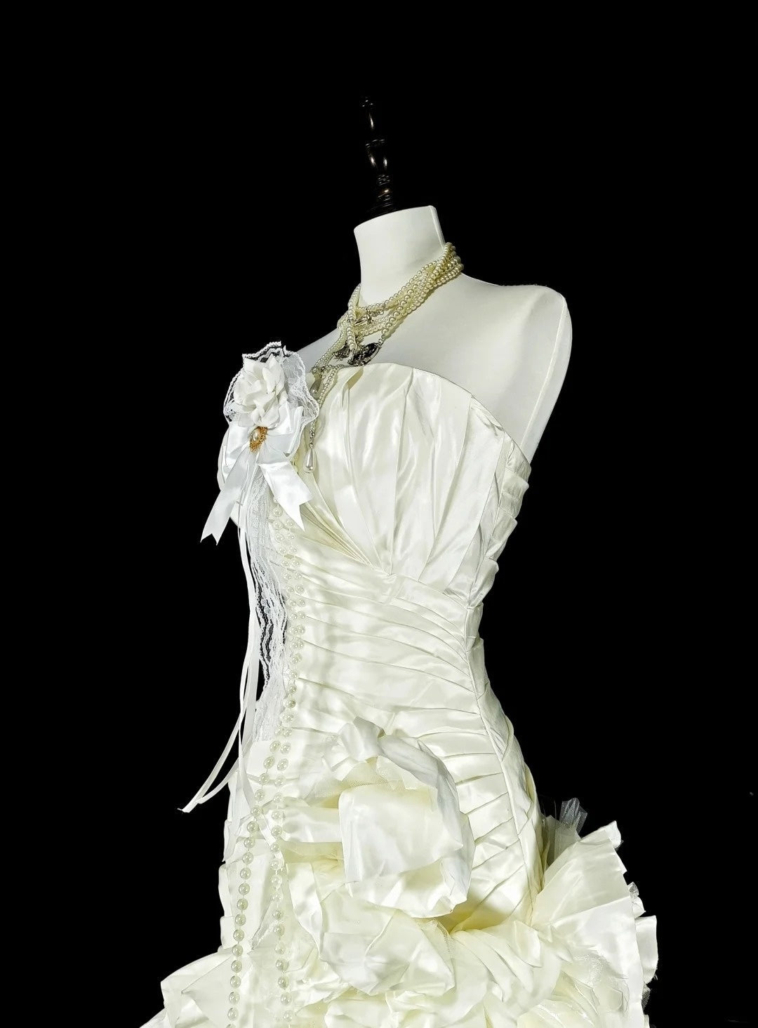Retro Wedding Dress Strapless Pleated Tulle Mermaid Wedding Dress  D3881