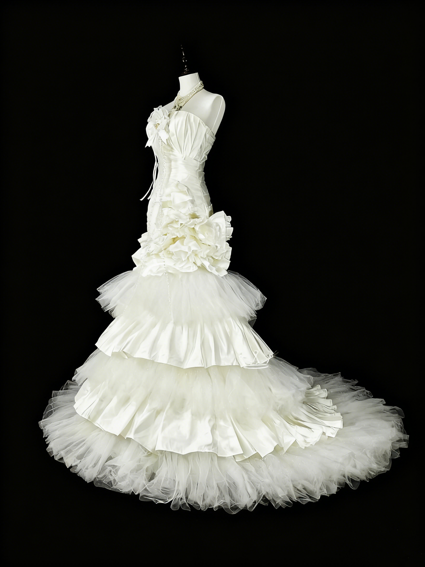 Retro Wedding Dress Strapless Pleated Tulle Mermaid Wedding Dress  D3881