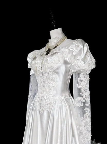 Retro Wedding Dress High Collar Lace Pleated Wedding Dress  D3887