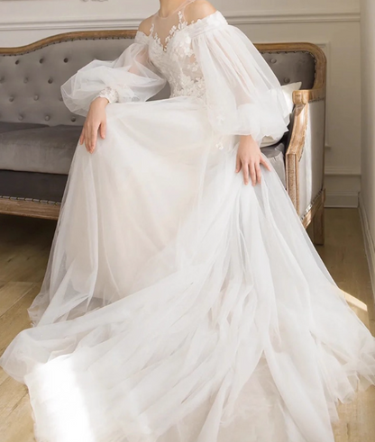 Newest Wedding Dress Crew Neck Floral Tulle Wedding Dress   D3914