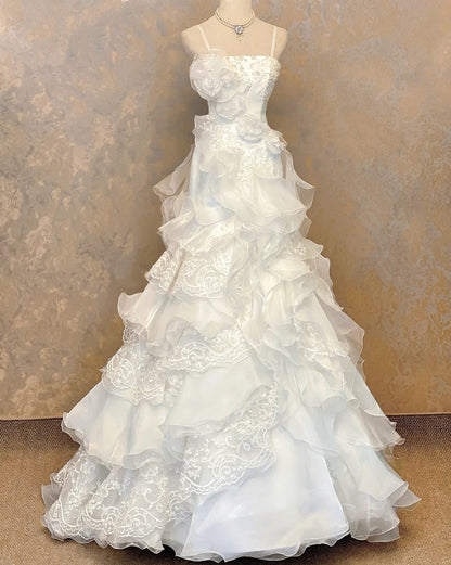 Retro Wedding Dress Spaghetti Straps Tiered Wedding Dress   D3947