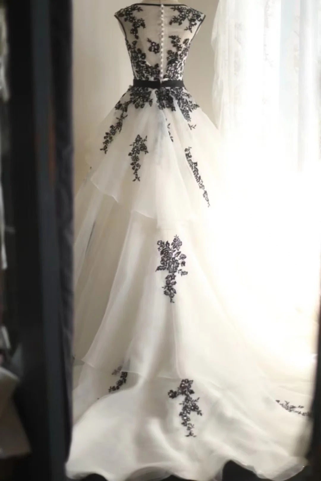 Elegant Prom Dress Crew Neck Pleated Tulle Evening Dress Gala Dress Ball Gown    D3973