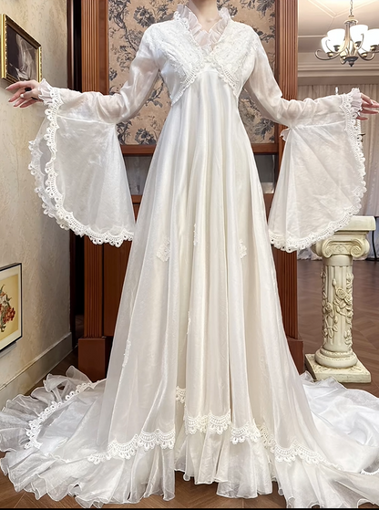 Retro Wedding Dress V-neck Pleated Tulle Wedding Dress  D3977