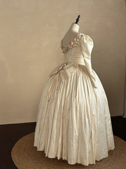 Retro Wedding Dress Crew Neck Pleated Wedding Dress  D4002