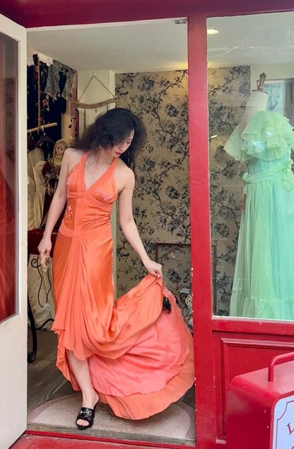 Charming Prom Dress Halter Pleated Cocktail Dress Evening Dress Birthday Party Outfits    D4066