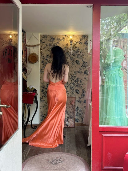 Charming Prom Dress Halter Pleated Cocktail Dress Evening Dress Birthday Party Outfits    D4066