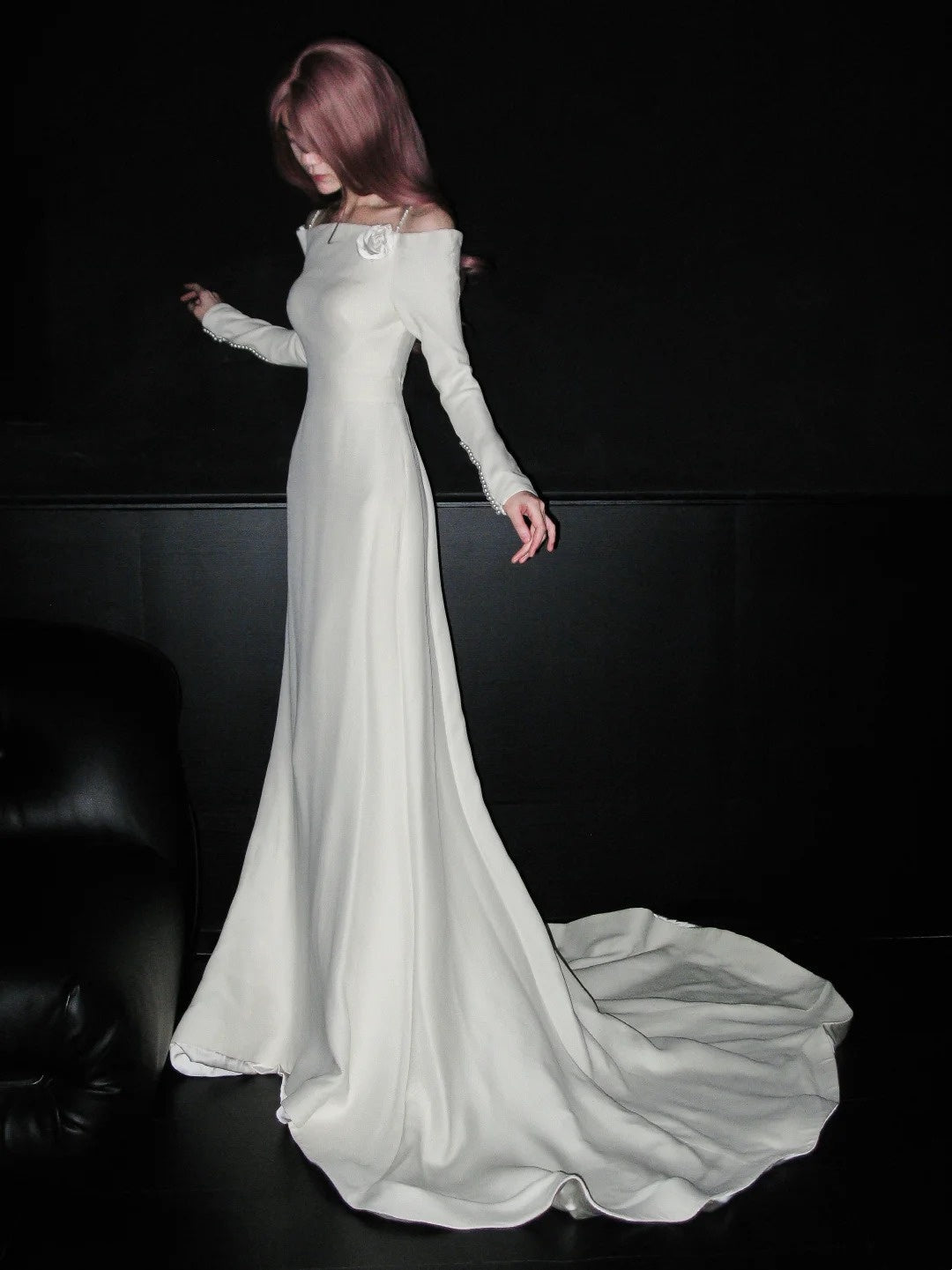 Pretty Wedding Dress Off Shoulder Long Sleeves Backless Wedding Dress     D4074