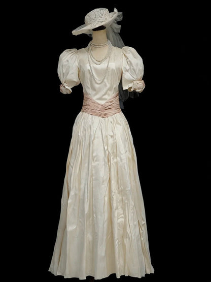 Retro Wedding Dress V-neck Pleated Wedding Dress  D4179
