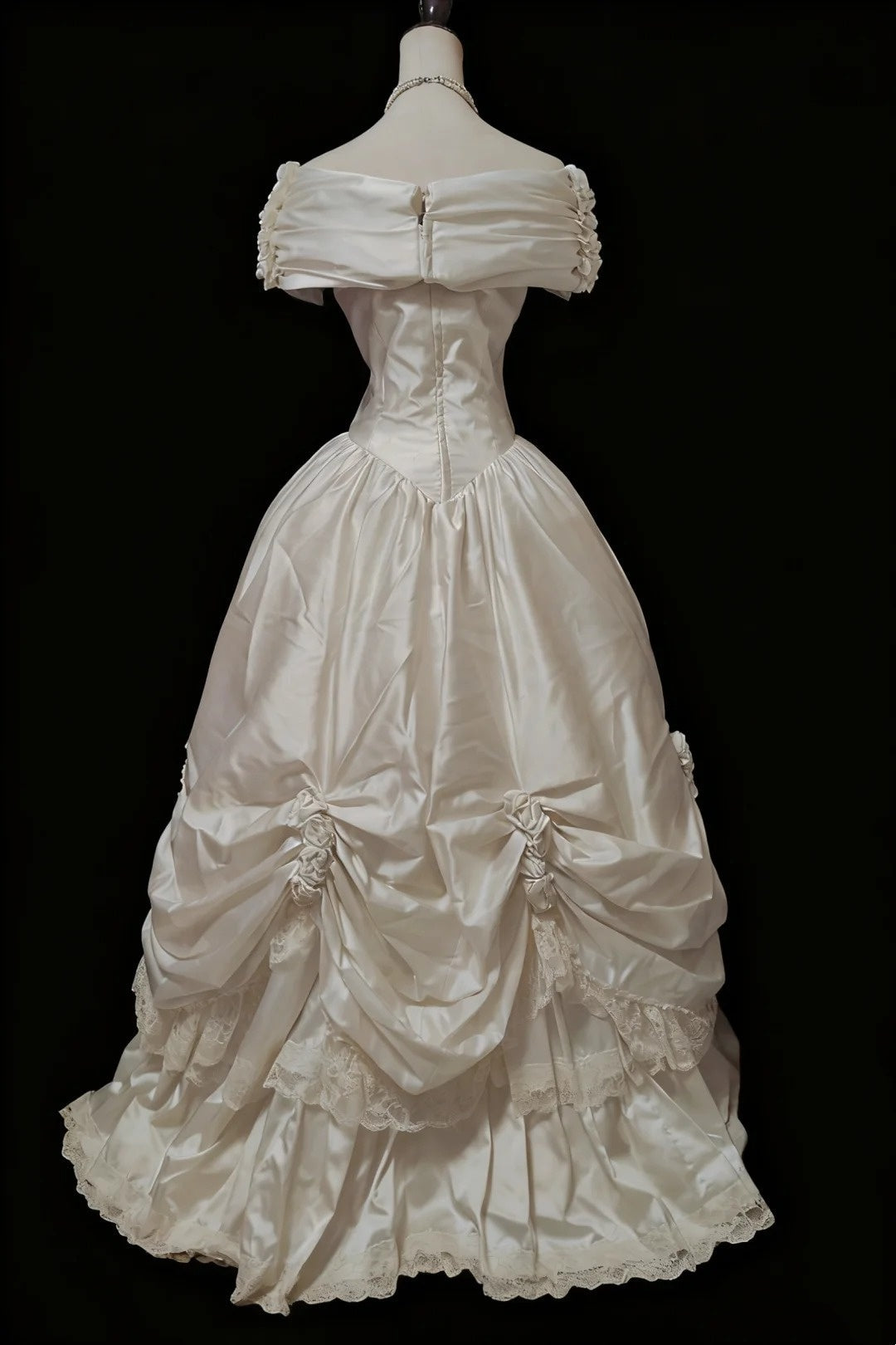 Retro Wedding Dress V-neck Pleated Wedding Dress  D4198